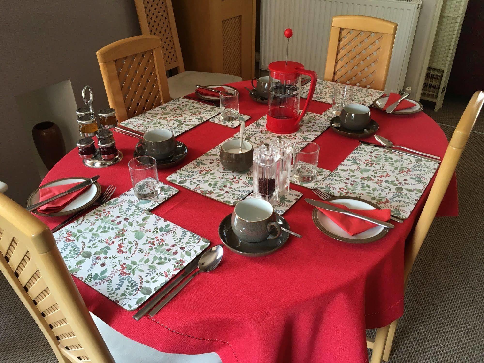 The Red Townhouse Bed and Breakfast Penrith Eksteriør billede